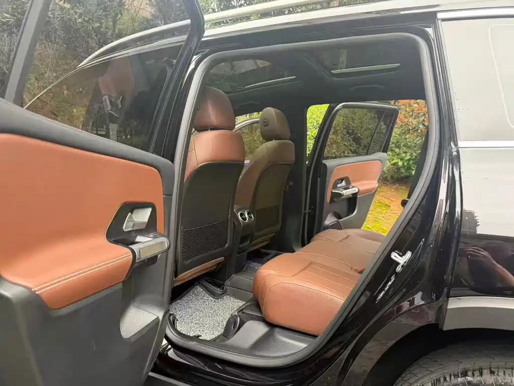 Mercedes-Benz GLB 2024 GLB 220 Dynamic купить на сайте DeffCars