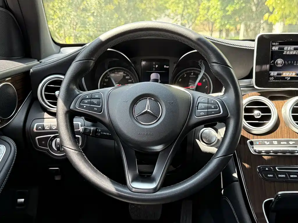 Mercedes-Benz GLC 2019 GLC 260 L 4MATIC luxury model купить на сайте DeffCars
