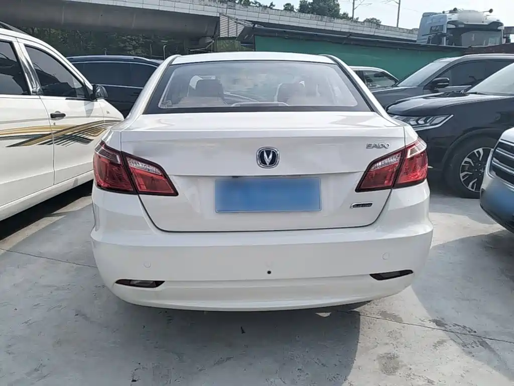 Eado 2014 1.6L manual luxury model купить на сайте DeffCars