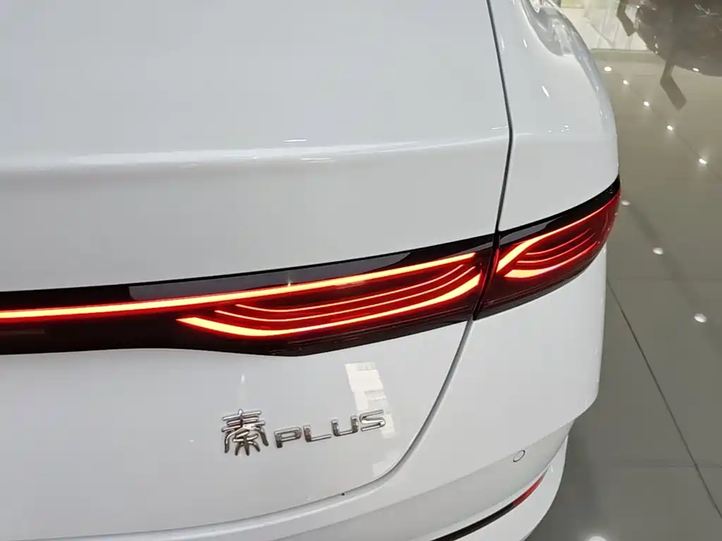 Qin Plus 2025 DM-i Smart 55km Leading купить на сайте DeffCars