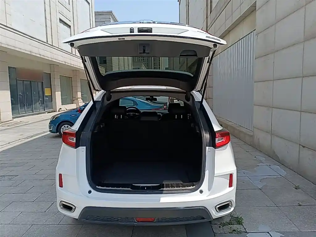 Honda UR-V 2017 240TURBO 2WD Classic Edition National VI купить на сайте DeffCars
