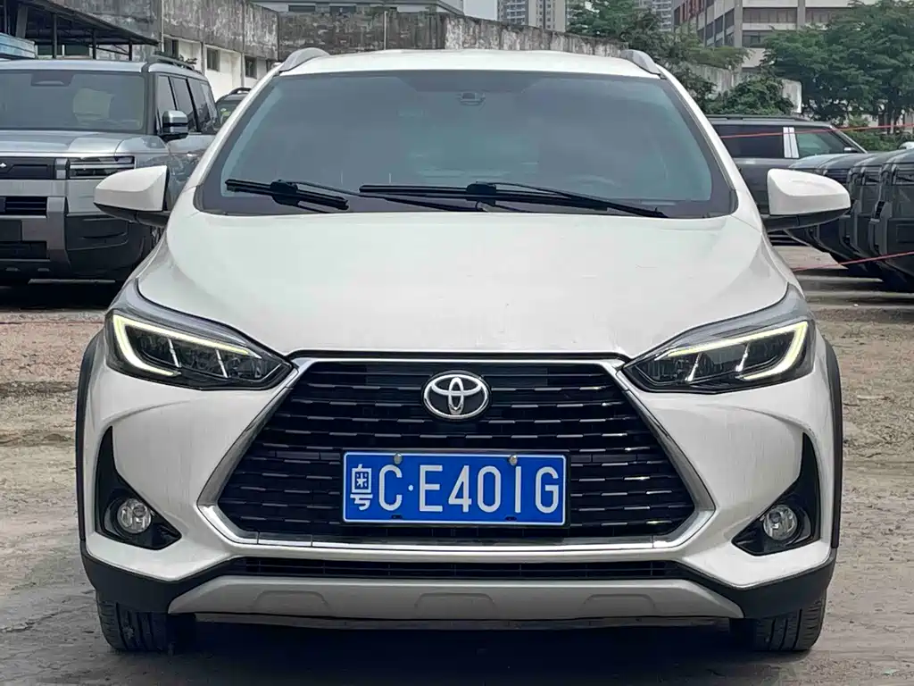YARiS L Zhixuan 2022 Zhixuan X 1.5L CVT luxury PLUS version купить на сайте DeffCars