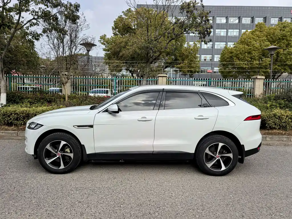 Jaguar F-PACE 2020 2.0T Urban Exclusive Edition купить на сайте DeffCars