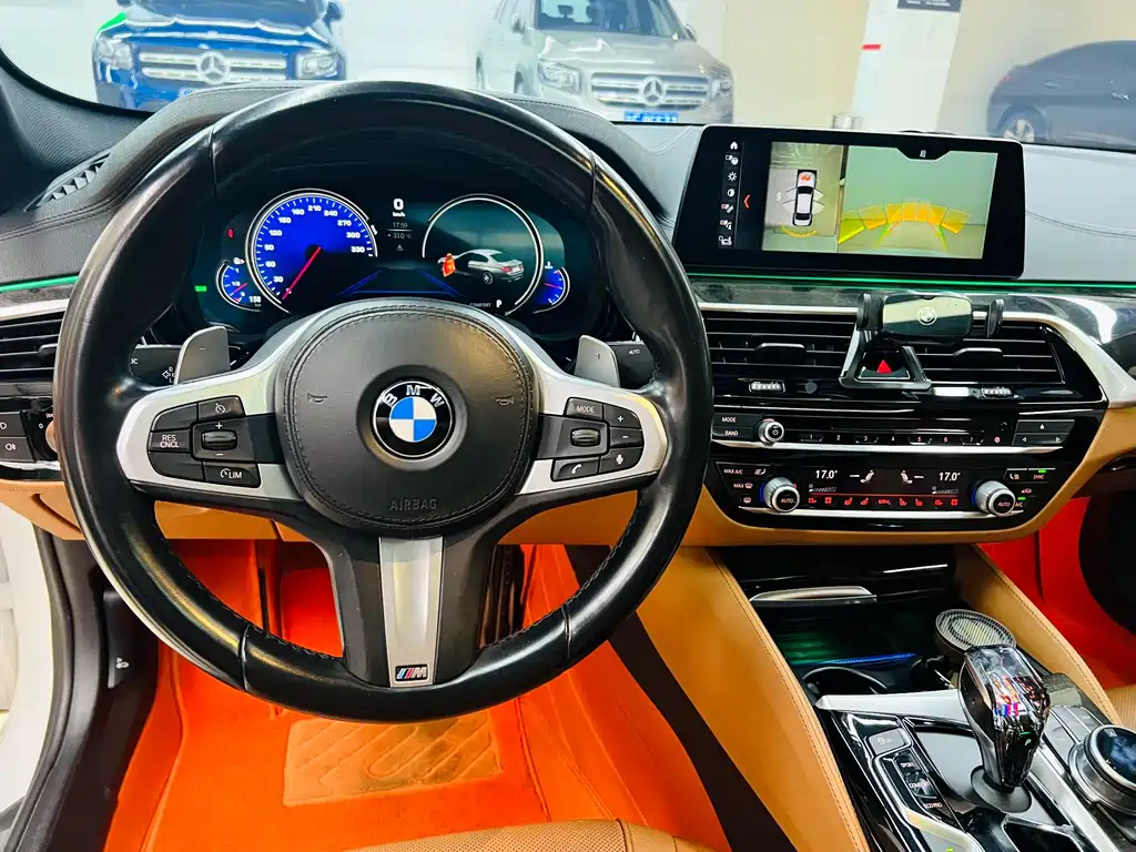 BMW 5 Series 2018 530Li Exclusive M Sports Package купить на сайте DeffCars