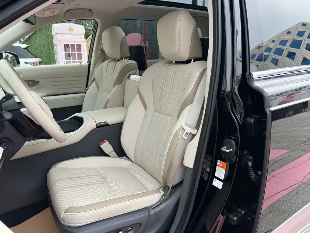 Shiji 2024 3.5L PHEV Basic Edition купить на сайте DeffCars