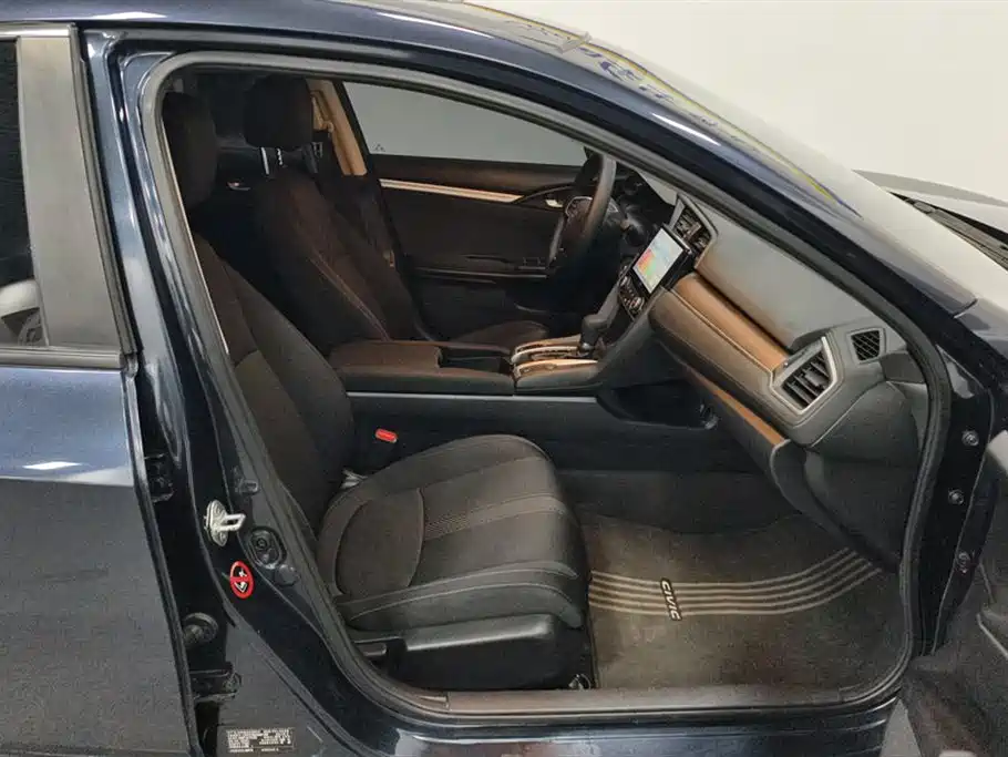 Civic 2016 180TURBO CVT Comfort Edition купить на сайте DeffCars