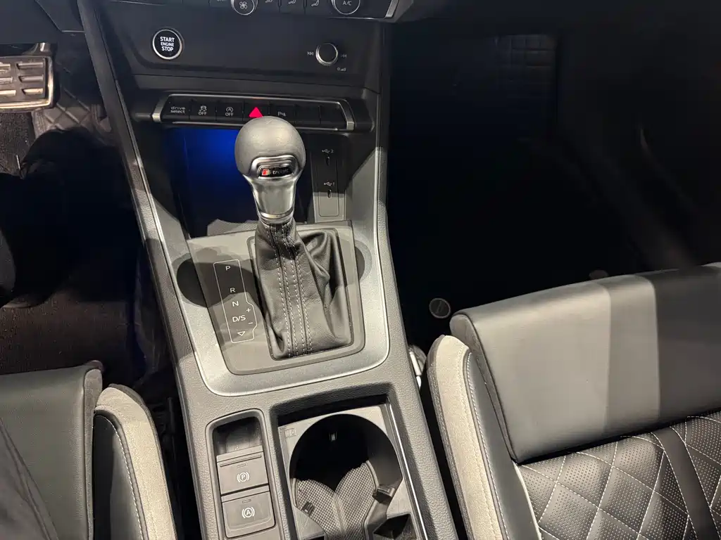 Audi Q3 Sportback 2024 40 TFSI Fashion купить на сайте DeffCars