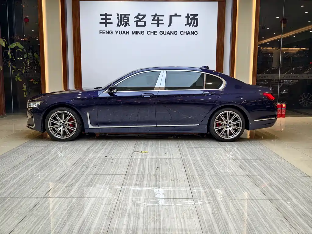 BMW 7 Series 2019 740Li xDrive Executive Luxury Package купить на сайте DeffCars
