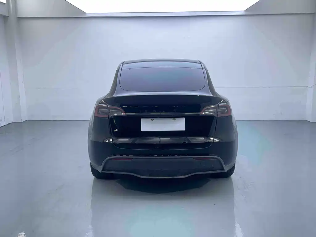 Model Y 2022 facelift rear-wheel drive version купить на сайте DeffCars