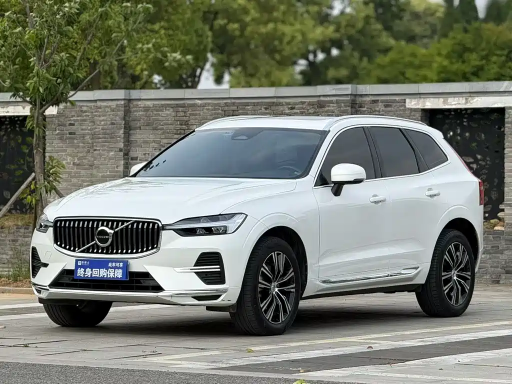Volvo XC60 2022 B5 four-wheel drive Zhiyuan Deluxe Edition купить на сайте DeffCars
