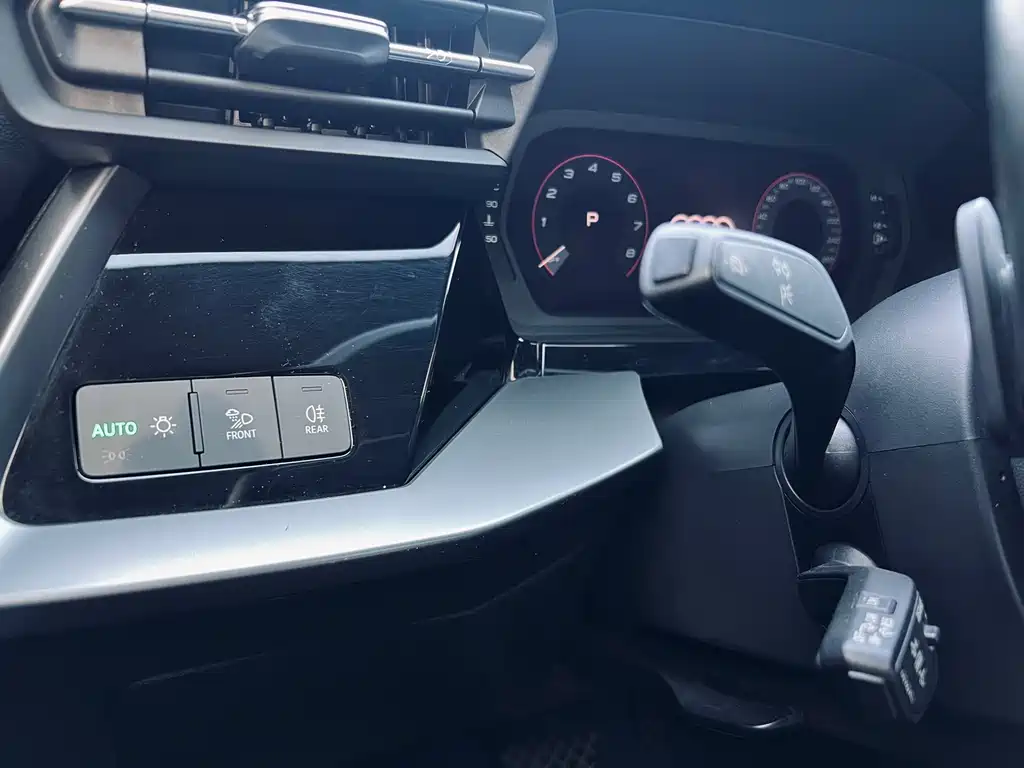Audi A3 2021 Sportback 35 TFSI luxury sports model купить на сайте DeffCars
