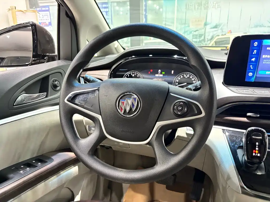 Buick GL8 2023款 陆上公务舱 智享型 купить на сайте DeffCars