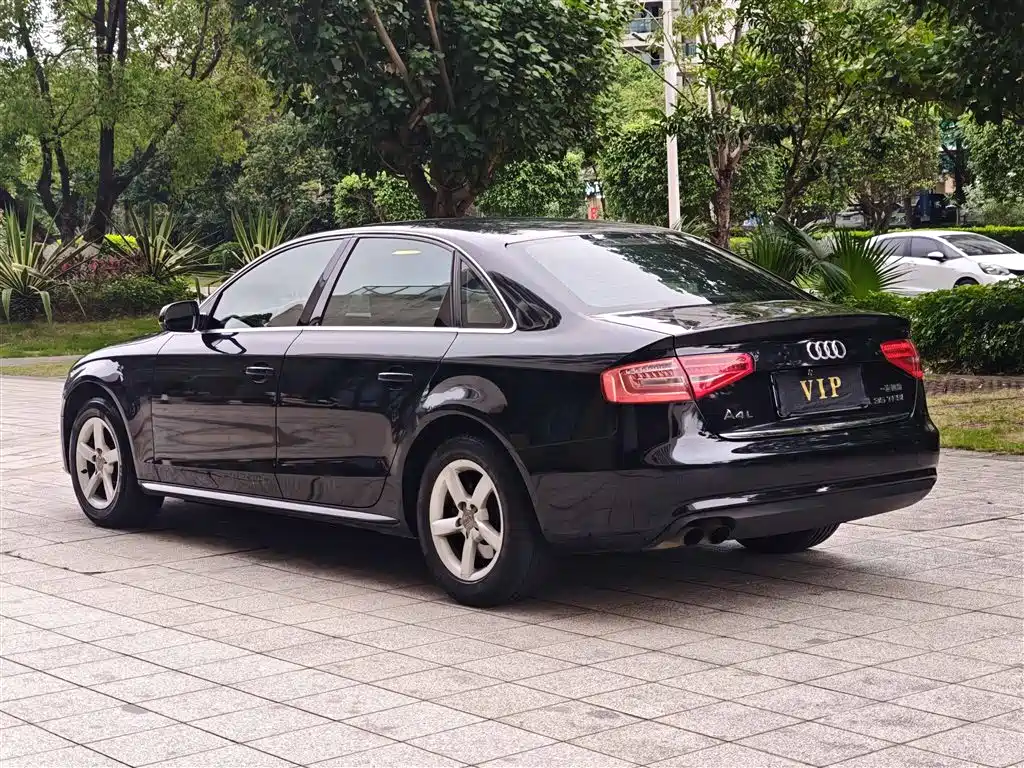 Audi A4L 2013 35 TFSI automatic comfort type купить на сайте DeffCars