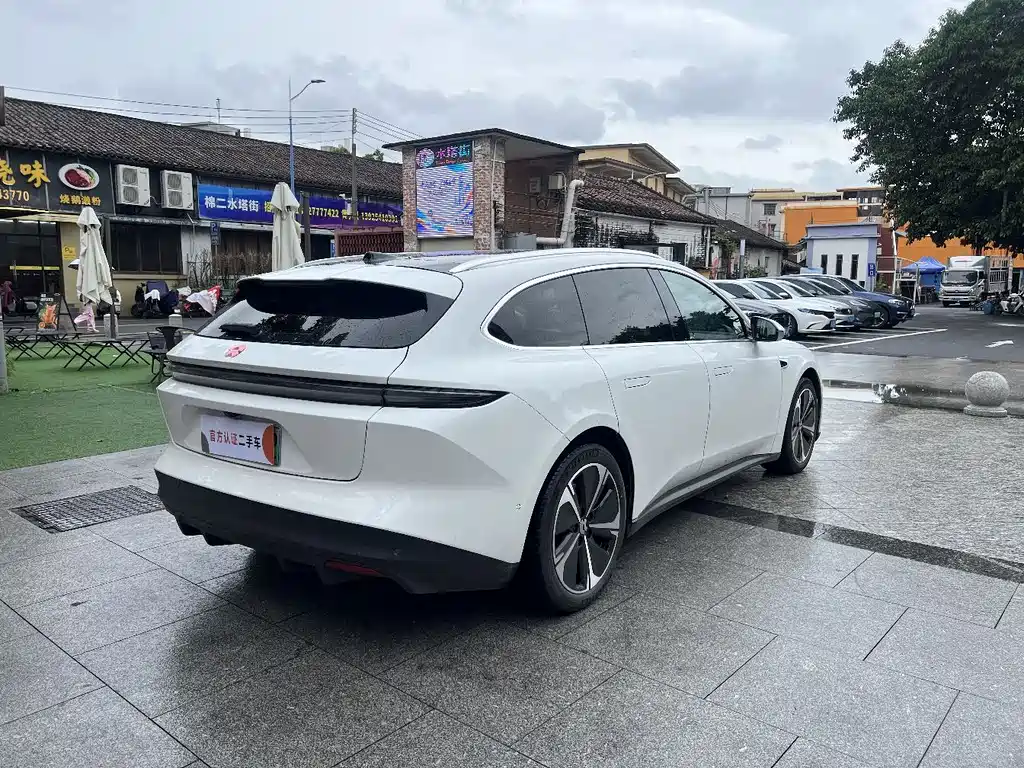 NIO ET5T 2023 75kWh Touring купить на сайте DeffCars