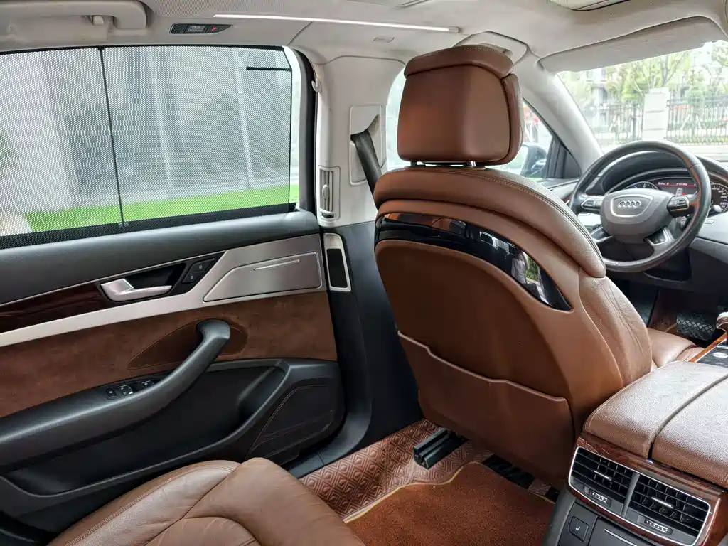Audi A8 2012 A8L 45 TFSI quattro comfort type купить на сайте DeffCars