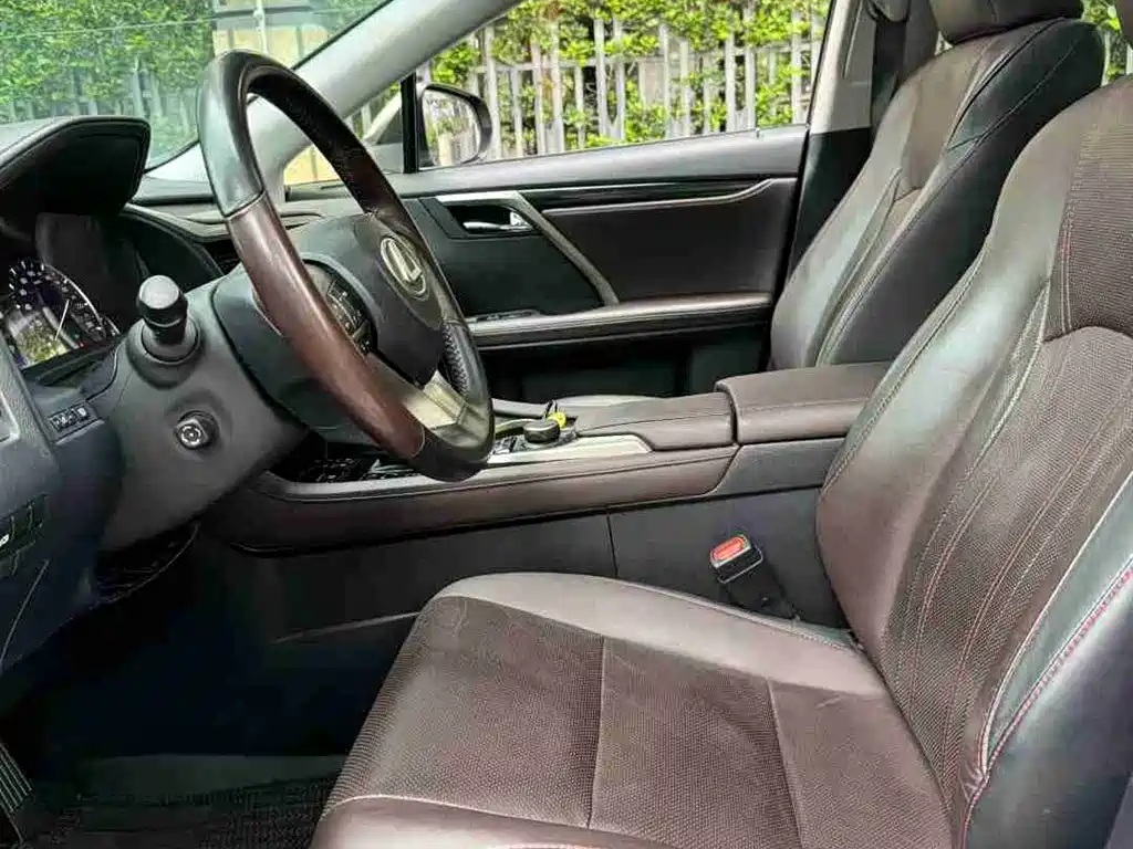 Lexus RX 2016 300 two-wheel drive comfort version National V купить на сайте DeffCars