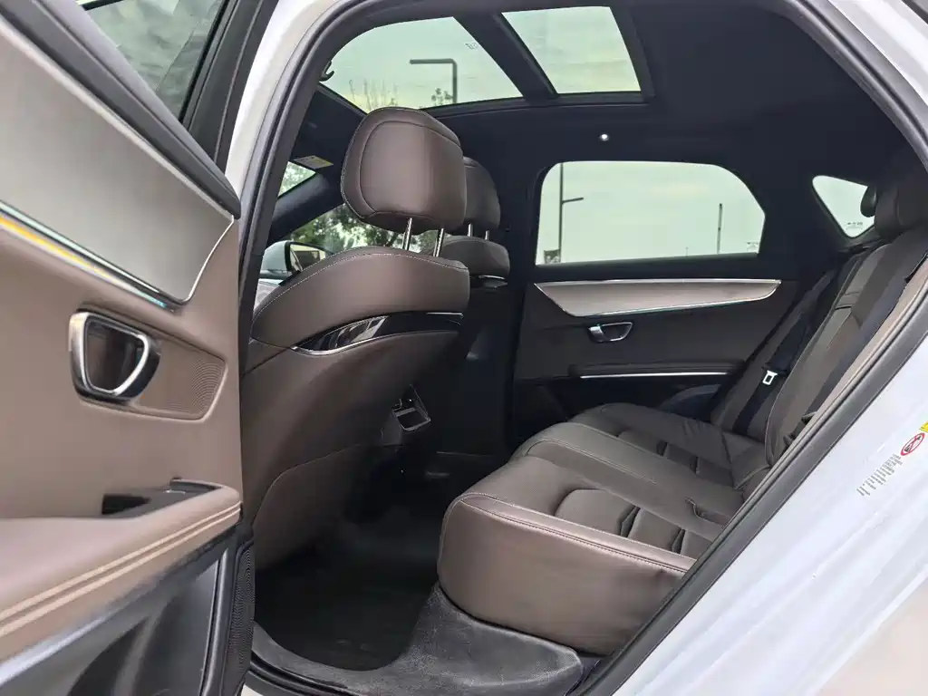 Han 2020 DM four-wheel drive performance version luxury model купить на сайте DeffCars