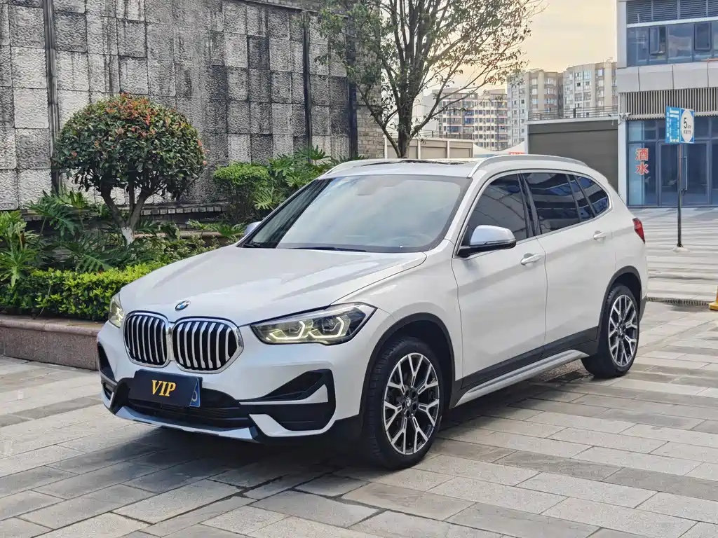 BMW X1 2022 xDrive25Li Exclusive Model купить на сайте DeffCars