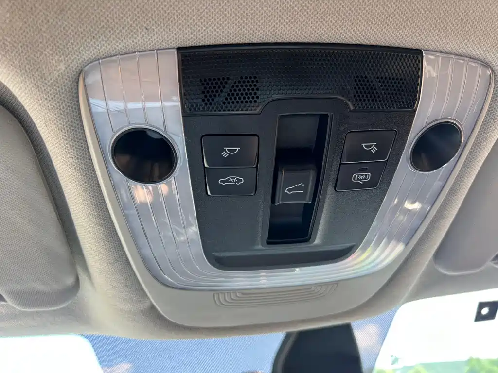 Seltos 2023 1.5L CVT luxury version купить на сайте DeffCars