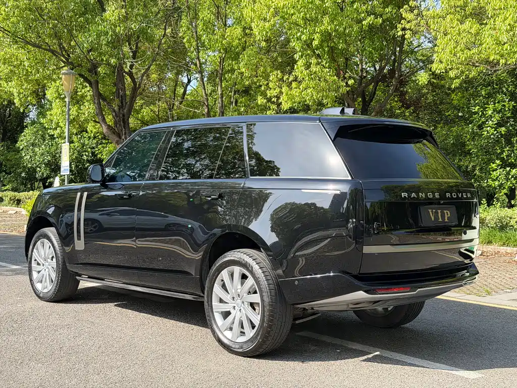 Range Rover 2023 3.0 L6 400PS Seven-seater Extended Edition купить на сайте DeffCars