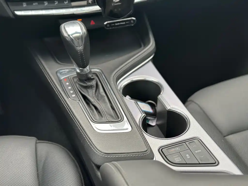 Cadillac CT4 2021 28T luxury model купить на сайте DeffCars