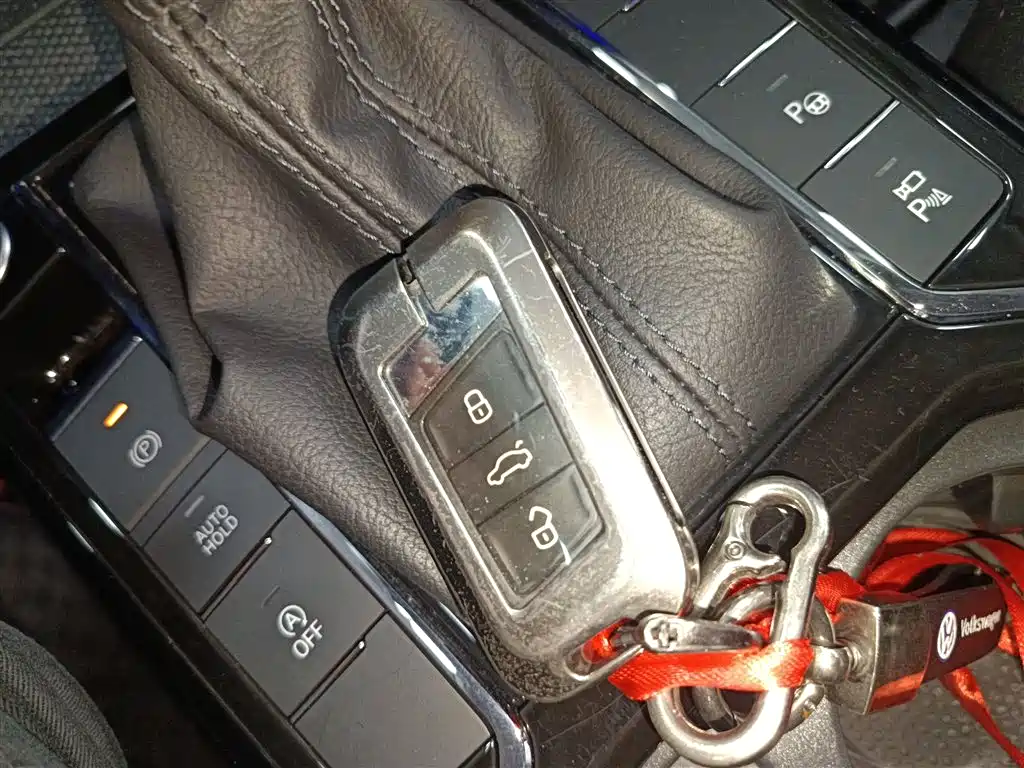 Passat 2023 facelift 330TSI luxury version купить на сайте DeffCars