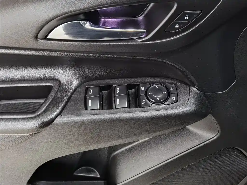 Explorer 2018 535T automatic version купить на сайте DeffCars