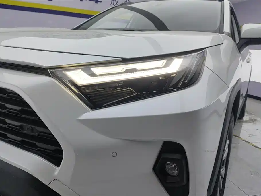 RAV4 Rongfang 2022 2.0L CVT two-wheel drive fashion Plus version купить на сайте DeffCars