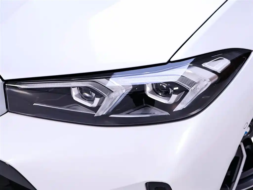 BMW 3 Series 2024 325Li M Sports Package купить на сайте DeffCars