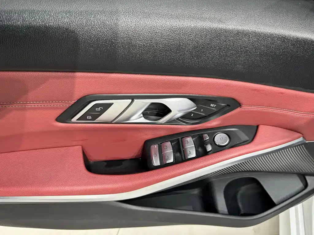 BMW 3 Series 2023 320Li M Sports Package купить на сайте DeffCars