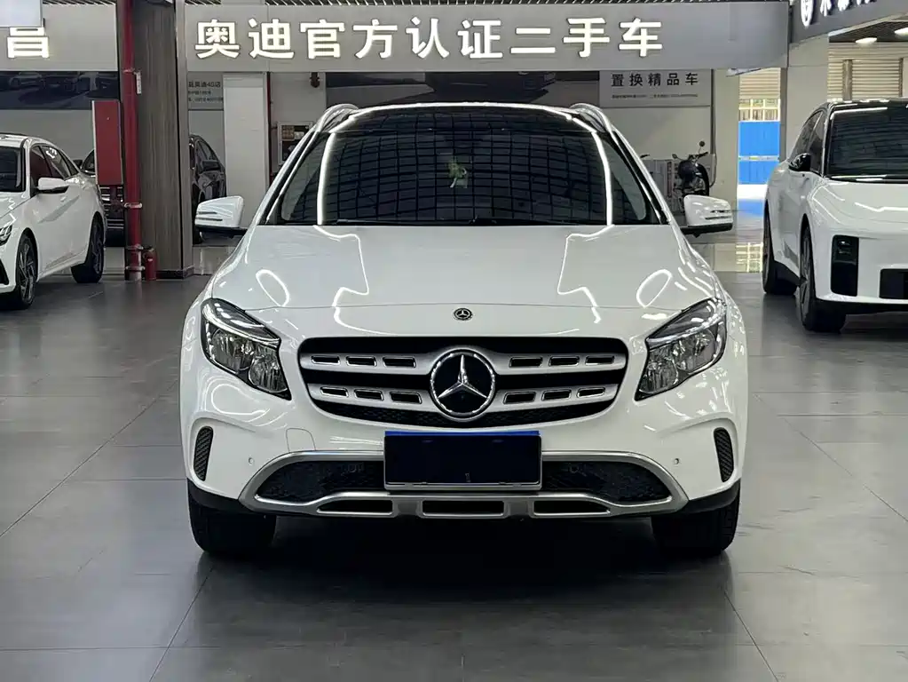 Mercedes-Benz GLA 2019 GLA 200 Dynamic купить на сайте DeffCars