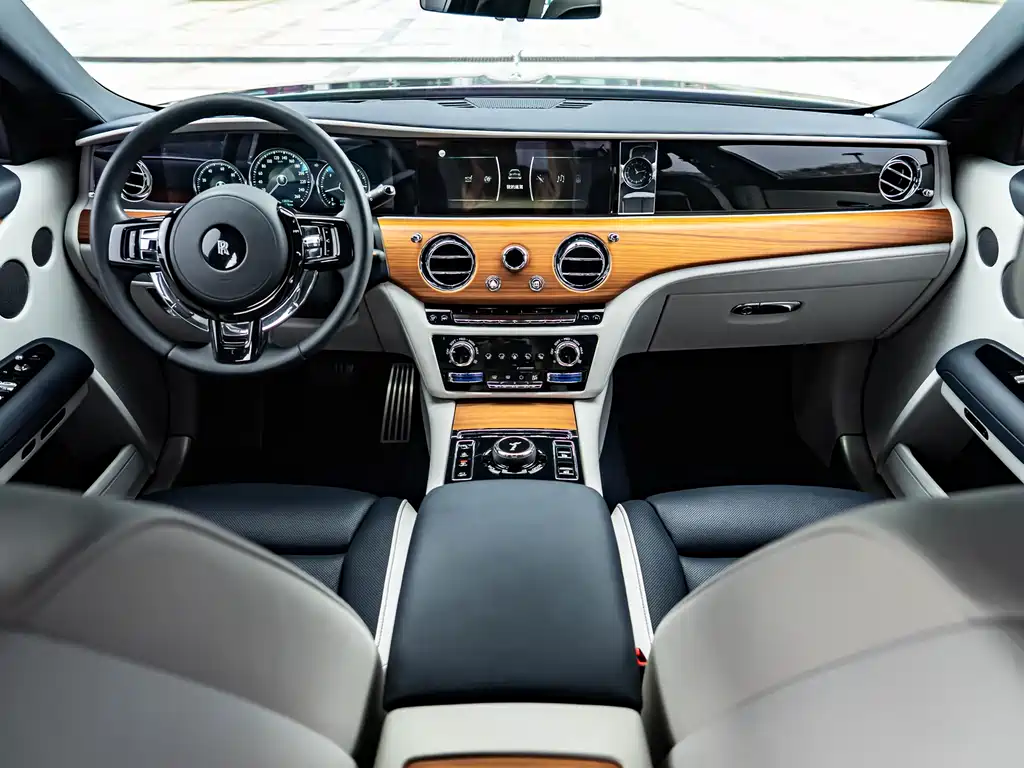 Ghost 2021 6.7T long wheelbase version купить на сайте DeffCars