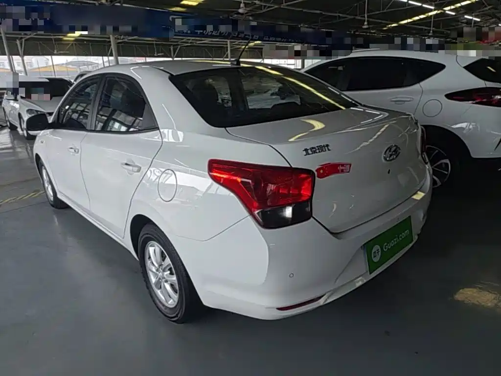 Reina 2017 1.4L automatic jump version, National VI купить на сайте DeffCars