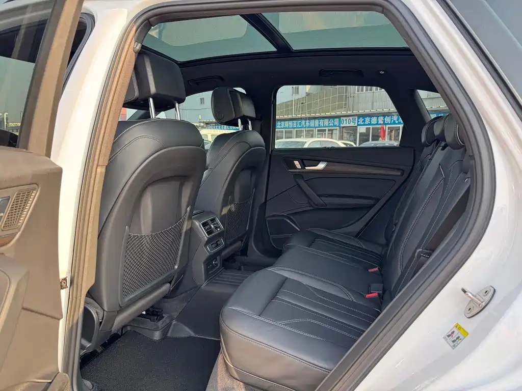 Audi Q5L 2023 45T Premium Dynamic Model купить на сайте DeffCars