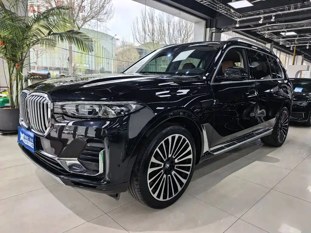BMW X7 2019 xDrive40i Exclusive M Sports Package купить на сайте DeffCars