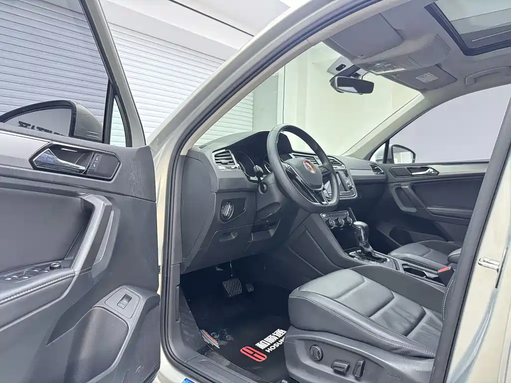 Tiguan L 2017 380TSI automatic four-wheel drive luxury version купить на сайте DeffCars