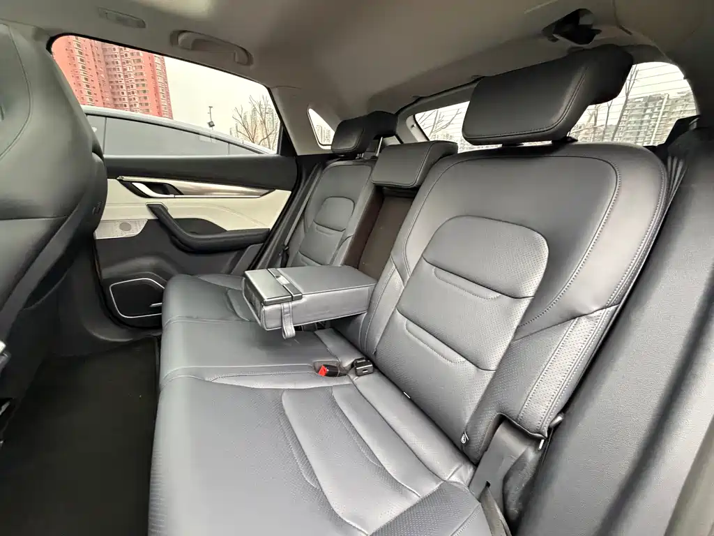 WM EX5 2019 EX5 Extra Innovation Edition 400 купить на сайте DeffCars
