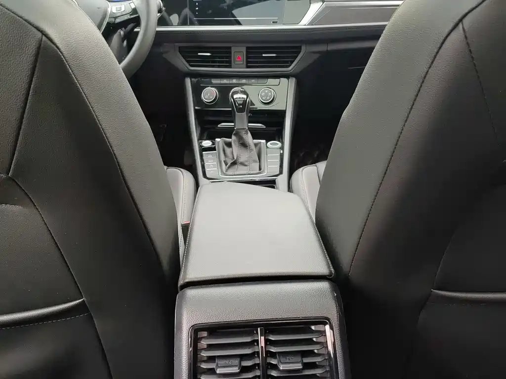 Sagitar 2021 280TSI DSG Comfort Intelligent Edition купить на сайте DeffCars