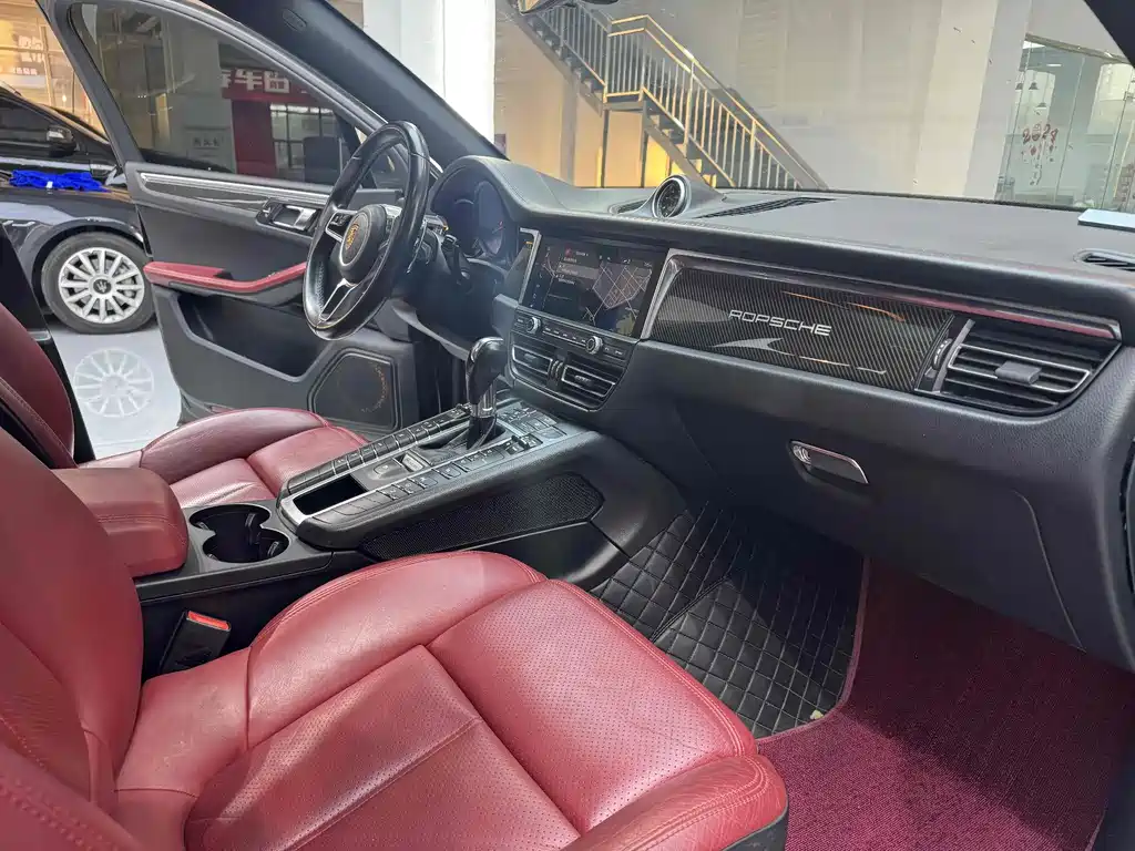 Macan 2018 Macan 2.0T купить на сайте DeffCars