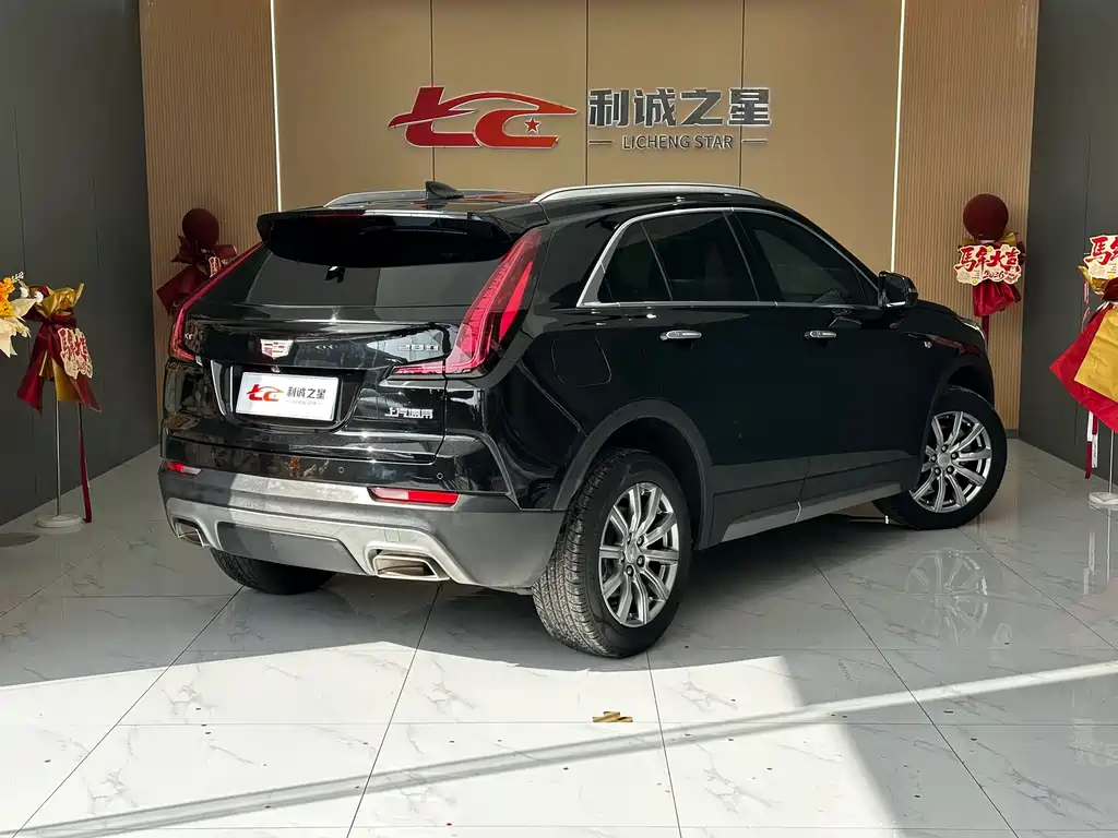 Cadillac XT4 2021 28T two-wheel drive leading model купить на сайте DeffCars