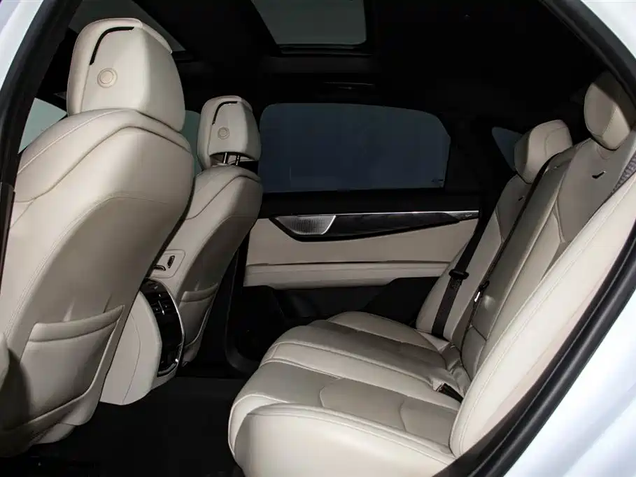 Cadillac CT6 2022 28T luxury model купить на сайте DeffCars
