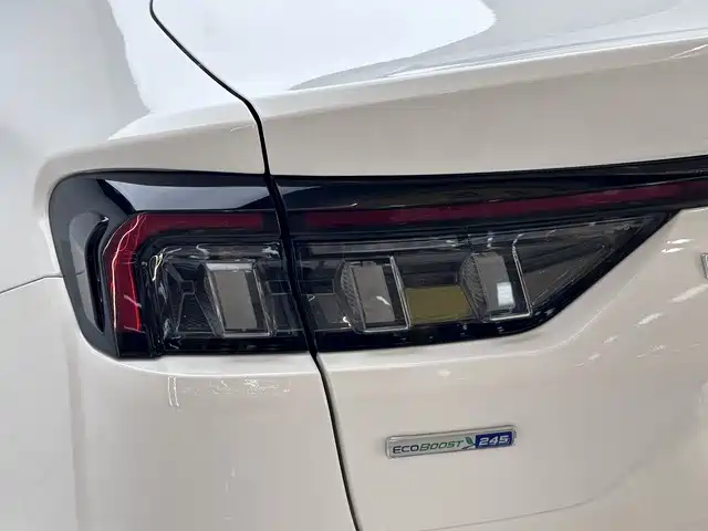 Mondeo 2022 facelift EcoBoost 245 luxury model купить на сайте DeffCars