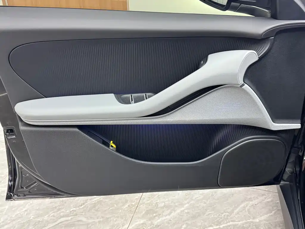 NIO ET5T 2024 model 75kWh Touring купить на сайте DeffCars