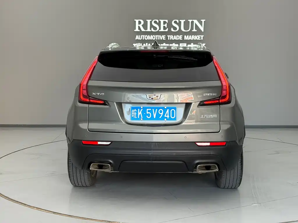 Cadillac XT4 2018 28T two-wheel drive technology купить на сайте DeffCars