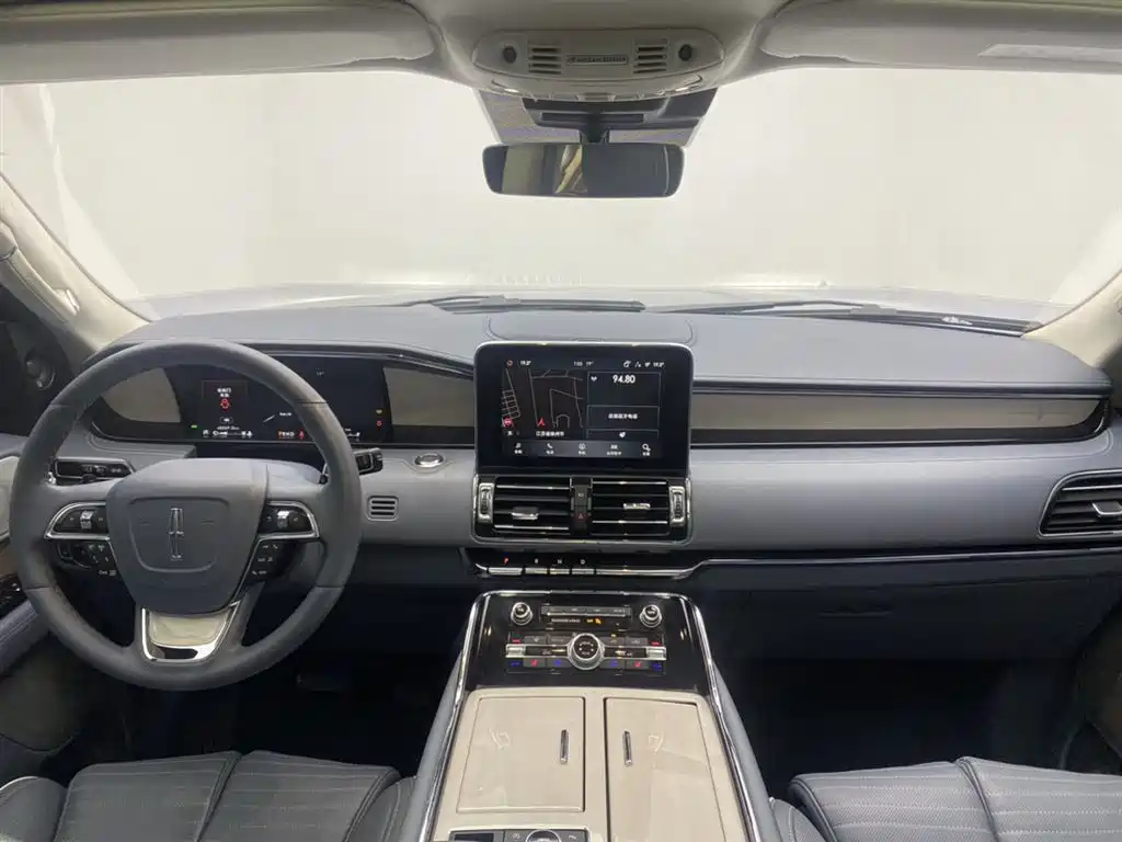 Navigator 2020 3.5T President Series купить на сайте DeffCars