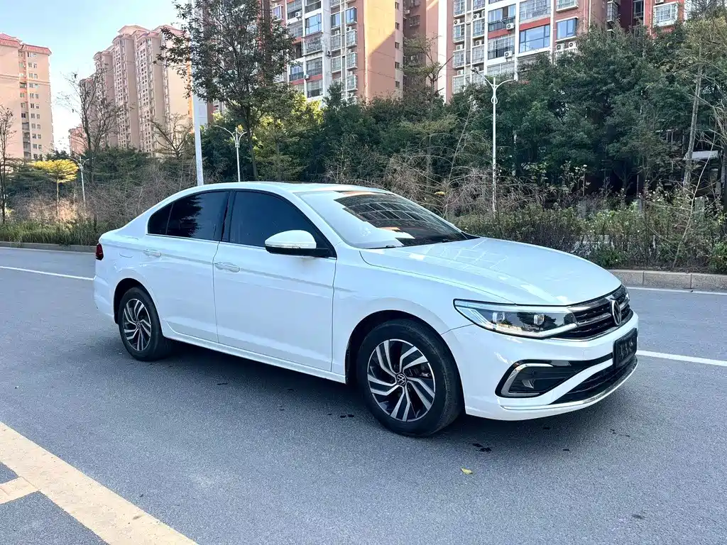 Bora 2023 200TSI DSG Smart Travel Edition купить на сайте DeffCars