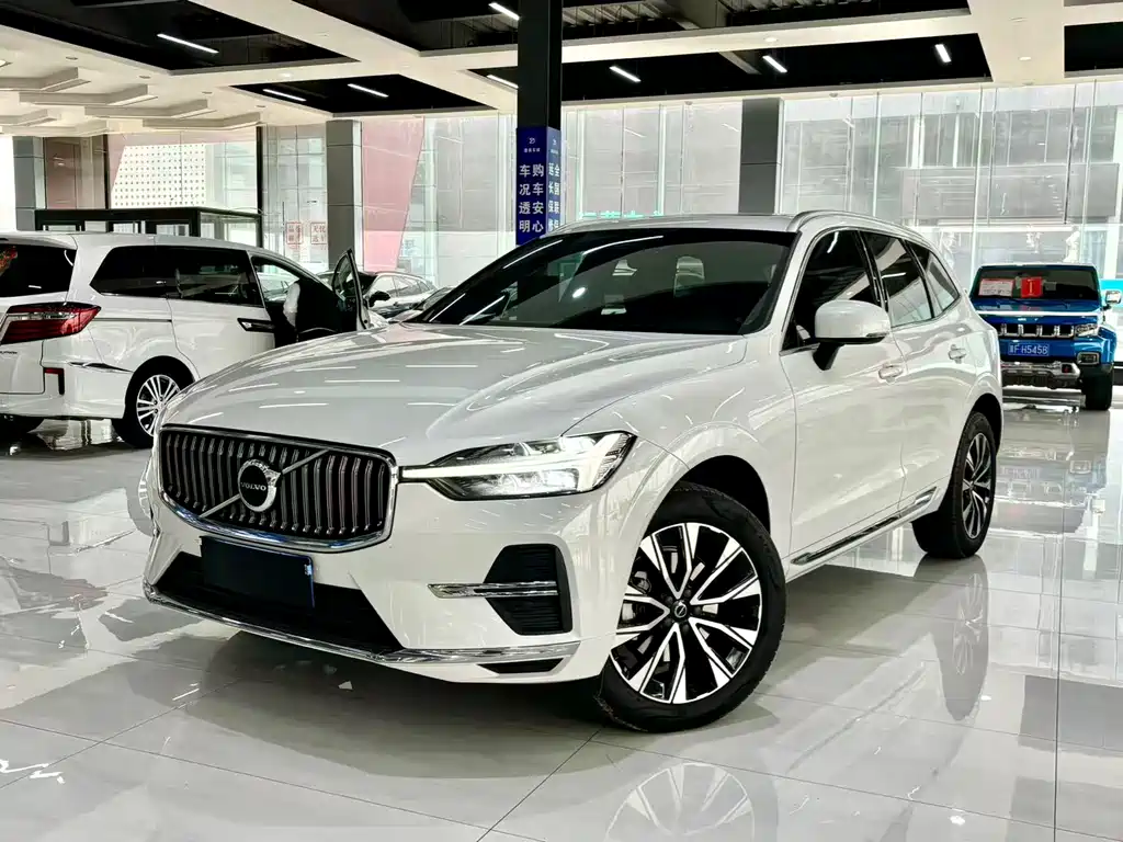 Volvo XC60 2023 B5 four-wheel drive Zhiyuan Deluxe Edition купить на сайте DeffCars