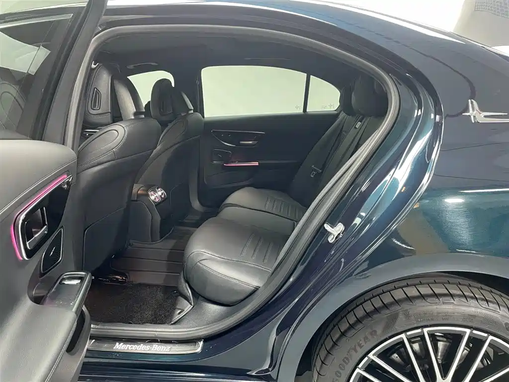 Mercedes-Benz C-Class 2024 facelift three C 260 L sports version купить на сайте DeffCars