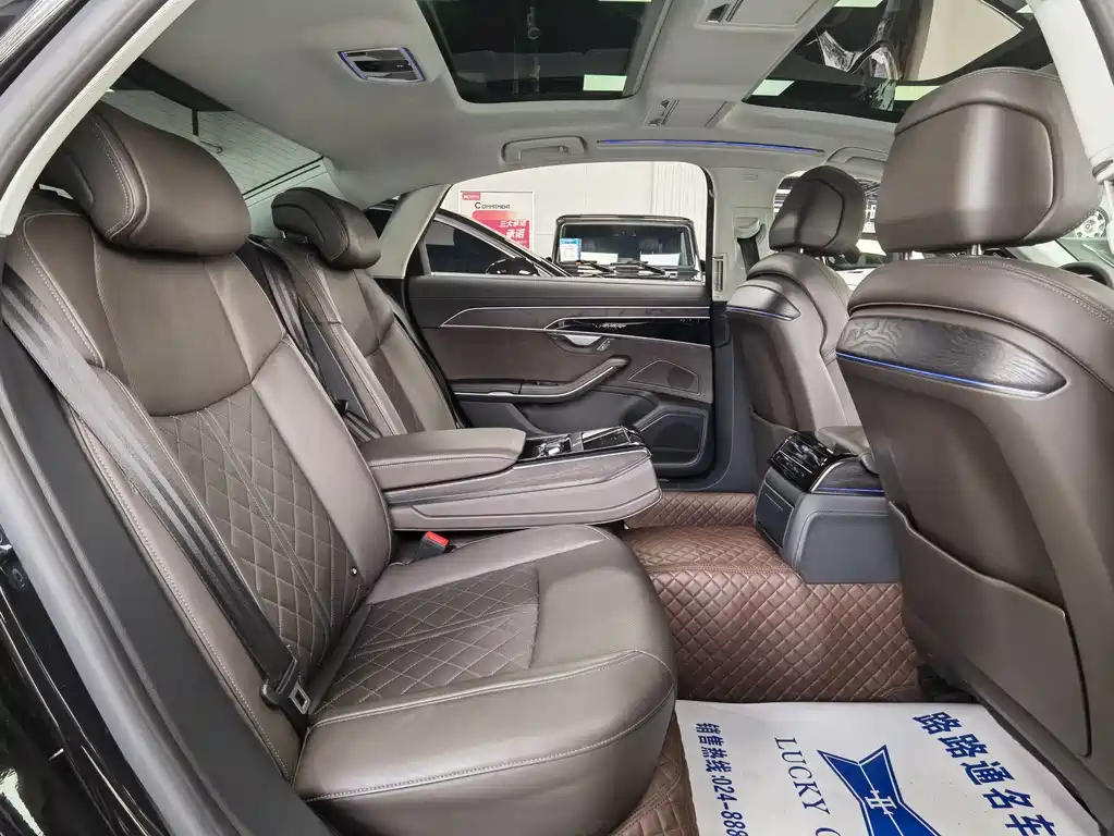 Audi A8 2023 A8L 50 TFSI quattro Premium Selection купить на сайте DeffCars