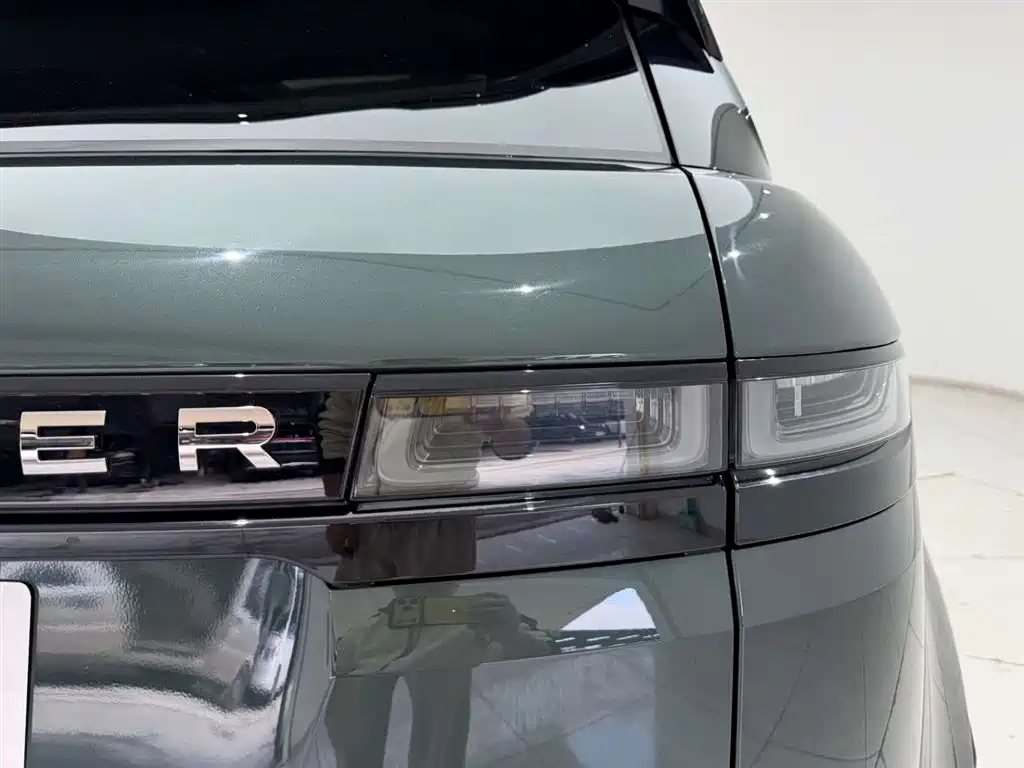 Range Rover Evoque 2021 Evoque L 249PS R-Dynamic First edition купить на сайте DeffCars